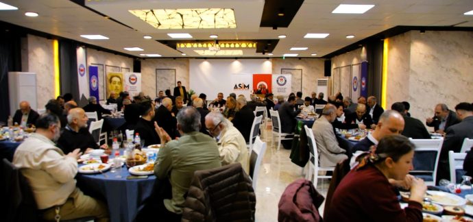 Adana’da sivil toplum ve eğitim camiası iftar sofrasında buluştu