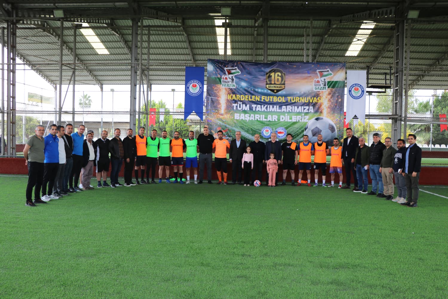 KARDELEN ÇİÇEĞİ FUTBOL TURNUVASI “ÖZGÜR GAZZE” TEMASIYLA BAŞLADI